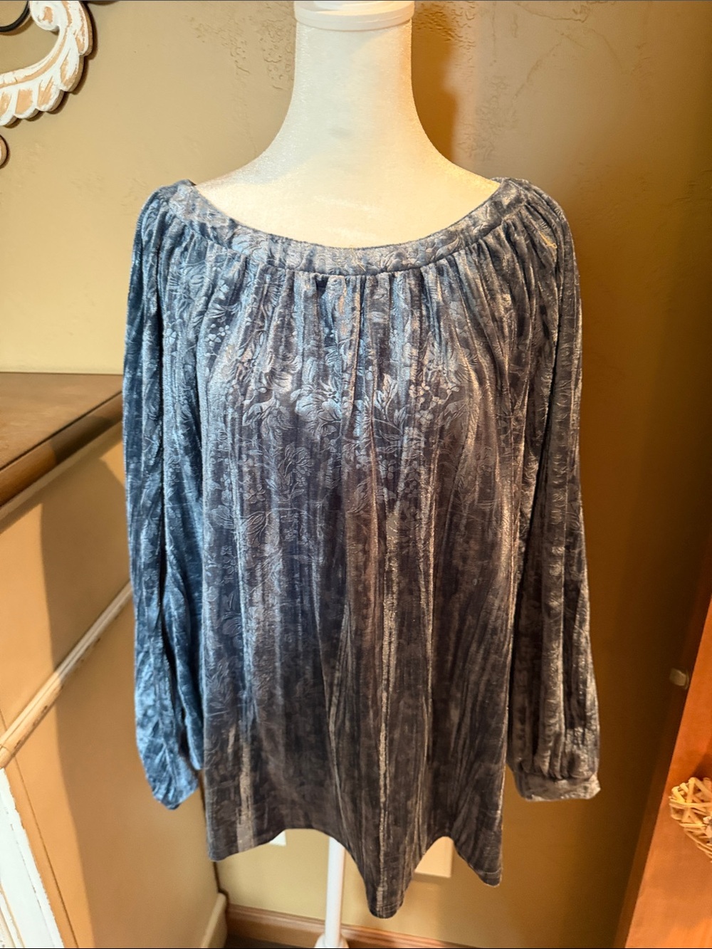 Umgee Steel Blue Velvet Peasant Tunic Top